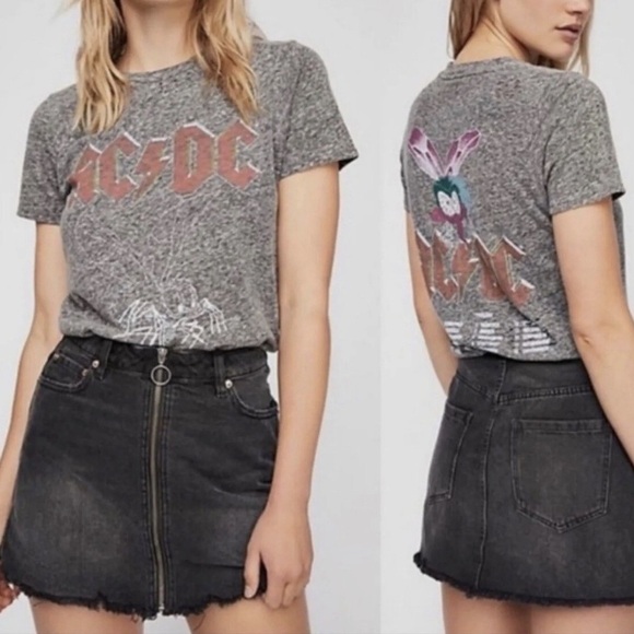 WE THE FREE People Black Denim Mini Skirt Zipper O Ring‎ Raw Fray Hem Size 30 - Picture 2 of 7